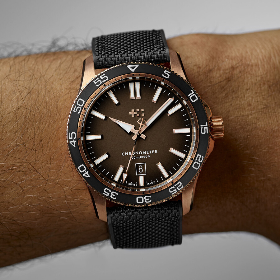 c60 pro 300 brąz christopher ward